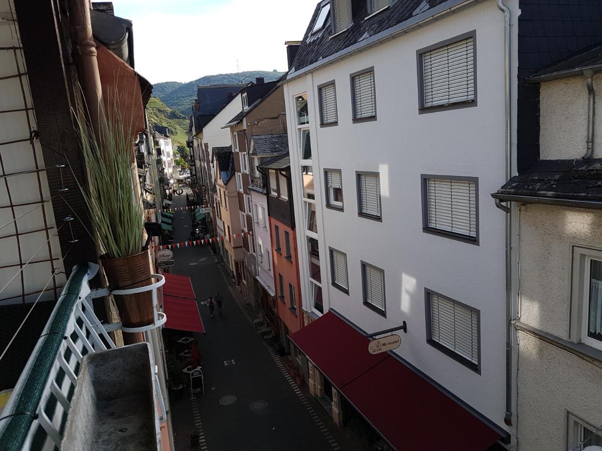 Haus Alte Metzgerei - Im Herzen Der Altstadt Zell an der Mosel Exterior photo